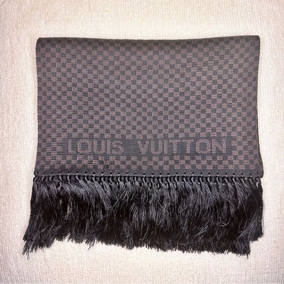 Louis Vuitton Damier Silk Scarf - Picture 3 of 5